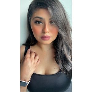 Meet your Posher, Reyna